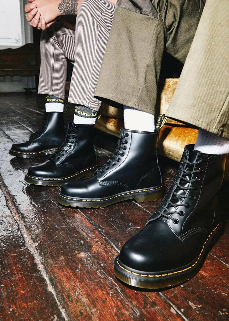 Dr. Martens 1460 Smooth Boots Black - Image 2