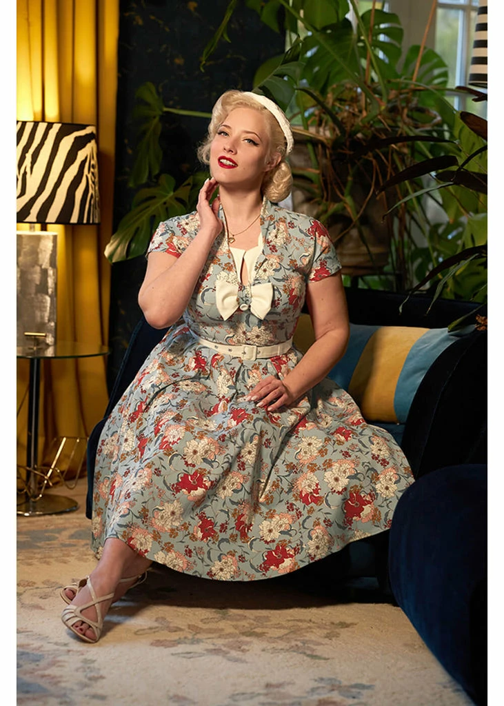 Miss Candyfloss Alessandra Regina Floral 50's Swing Dress Sky Blauw - Image 3