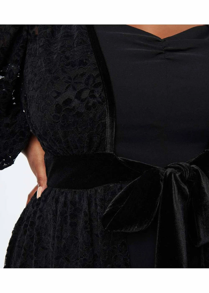 Unique Vintage Hollywood Flocked Lace 50's Duster Black - Image 4